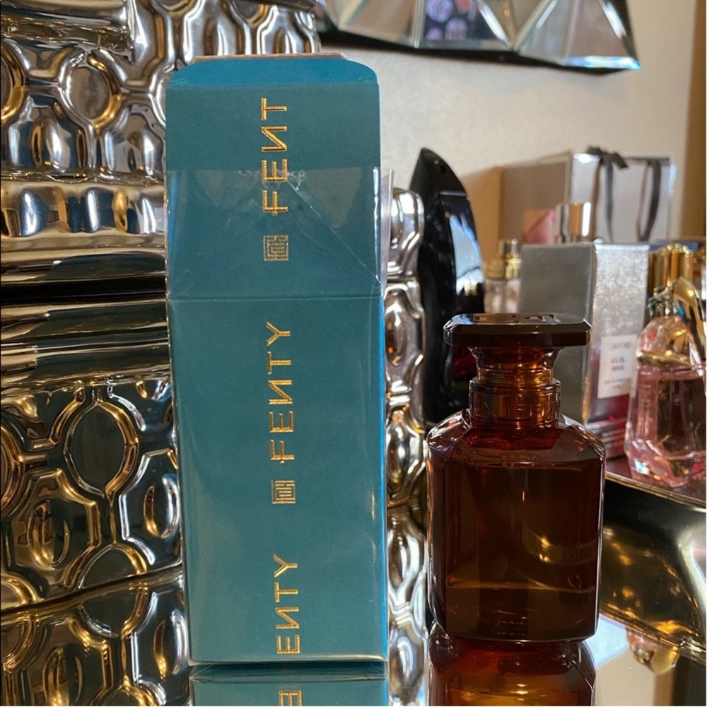 Fenty Beauty 2.5 Oz Like New with Box